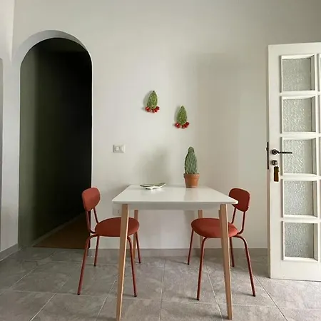 Apartment La Casa Nel Vicolo Ascea