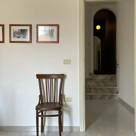 La Casa Nel Vicolo Apartment *